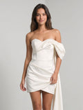 White Satin Column Sweetheart Backless Short Homecoming Dress with Pleating