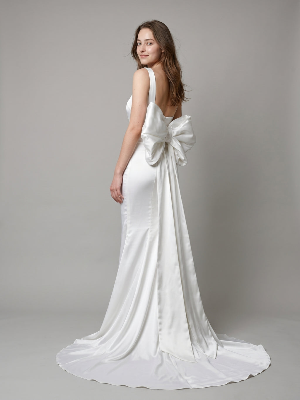 White Satin Mermaid Square Neck Backless Floor-Length Bridesmaid Dress with Bow