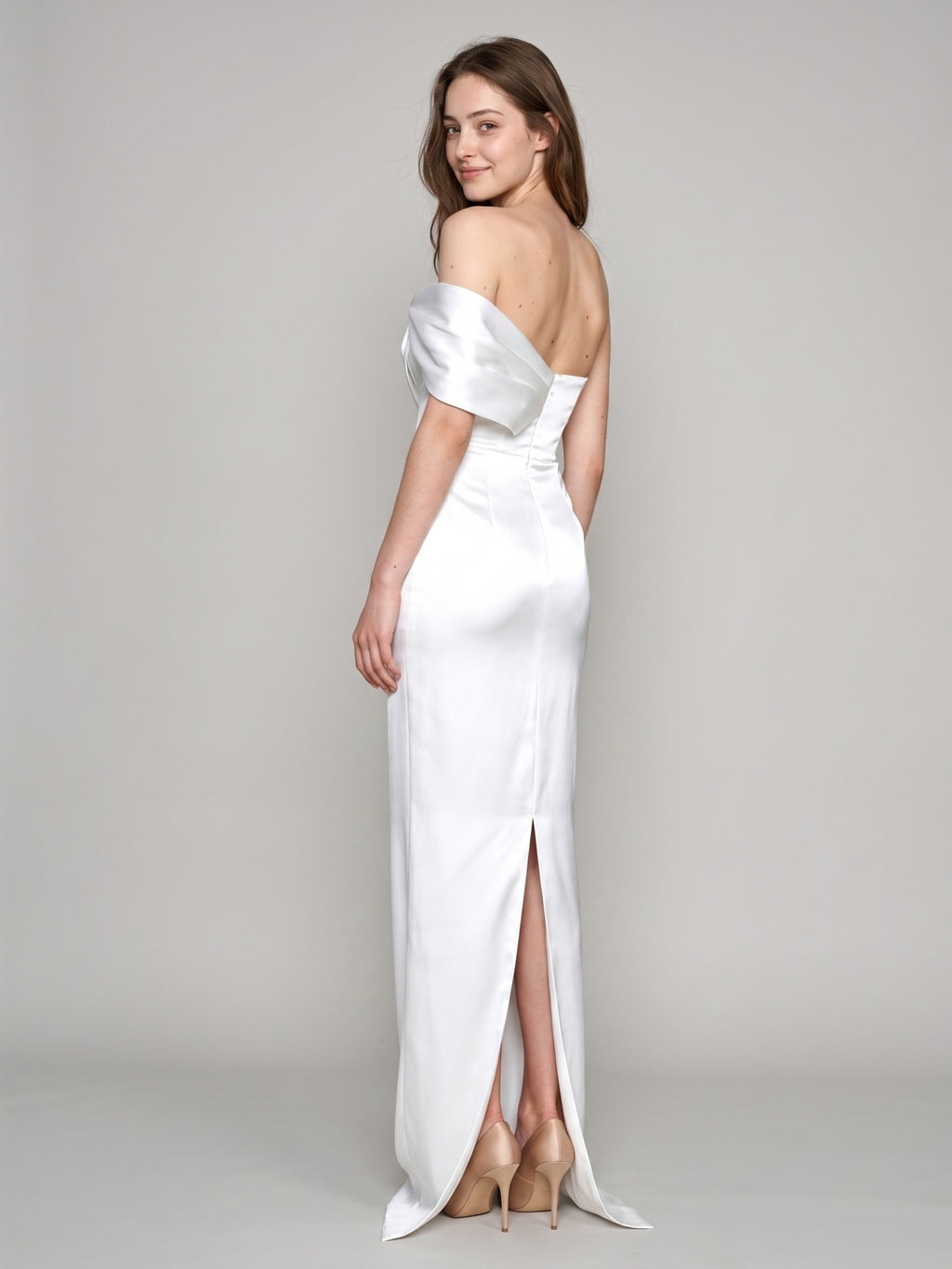 White Satin Sheath Straight Neck Backless Floor-Length Bridesmaid Dress with Bow