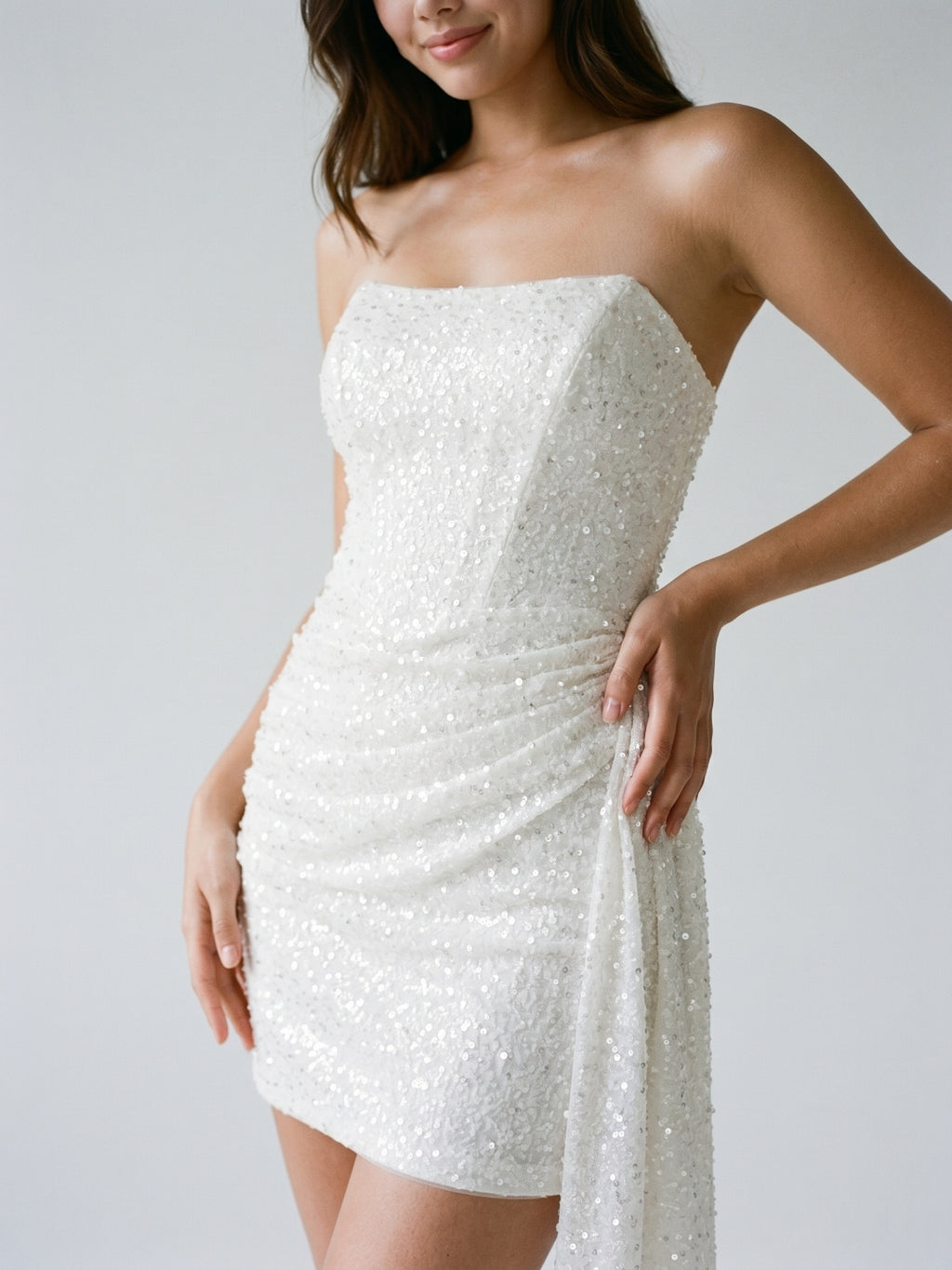 White Sequins Sheath Straight Neck Backless Mini Homecoming Dress