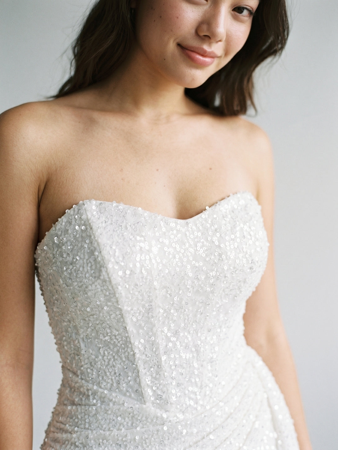 White Sequins Sheath Straight Neck Backless Mini Homecoming Dress