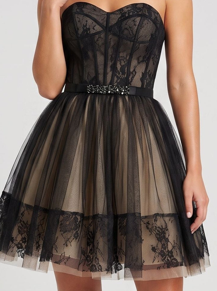 Black Tulle A-Line Sweetheart Lace-up Short Dress with Puffy Skirt
