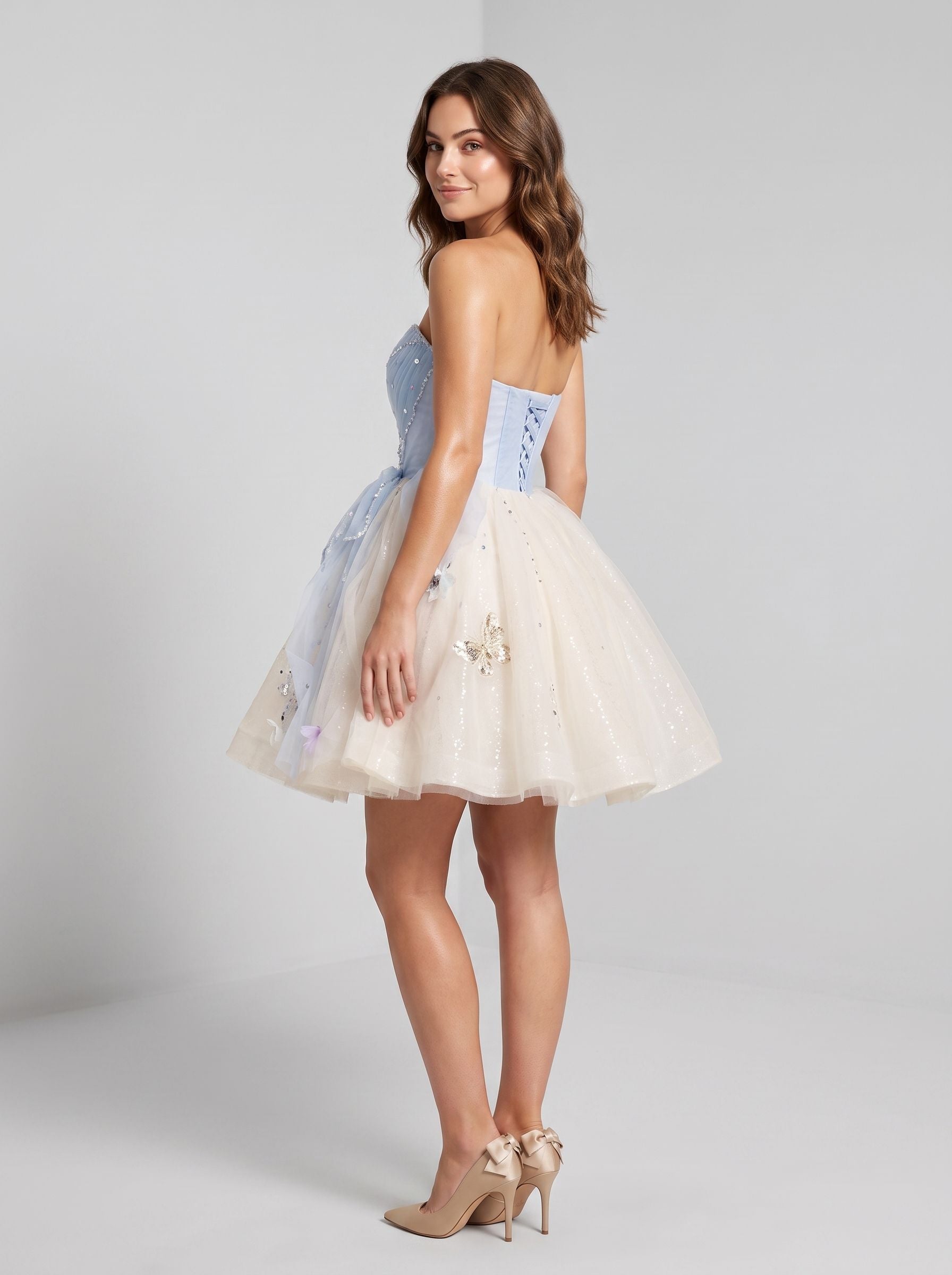 Blue Tulle A-Line Sweetheart Criss-Cross Straps Short Dress with Beaded Butterfly Pattern