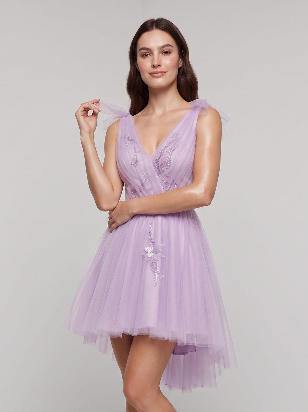 Lilac Tulle A-Line V-Neck Short Dress with Lace Appliques