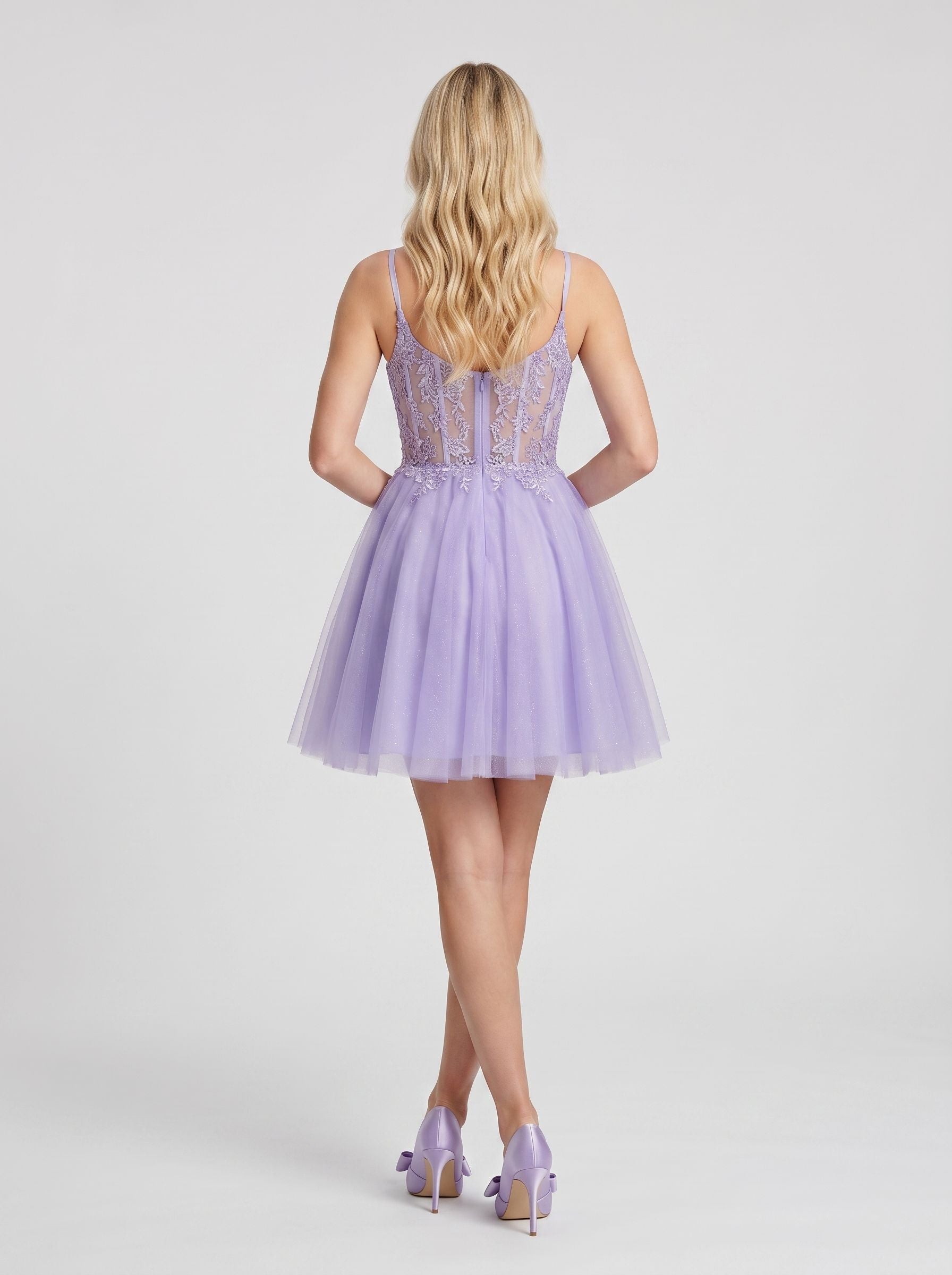Lavender Tulle A-Line V-Neck Back Zip Short Dress with Appliques