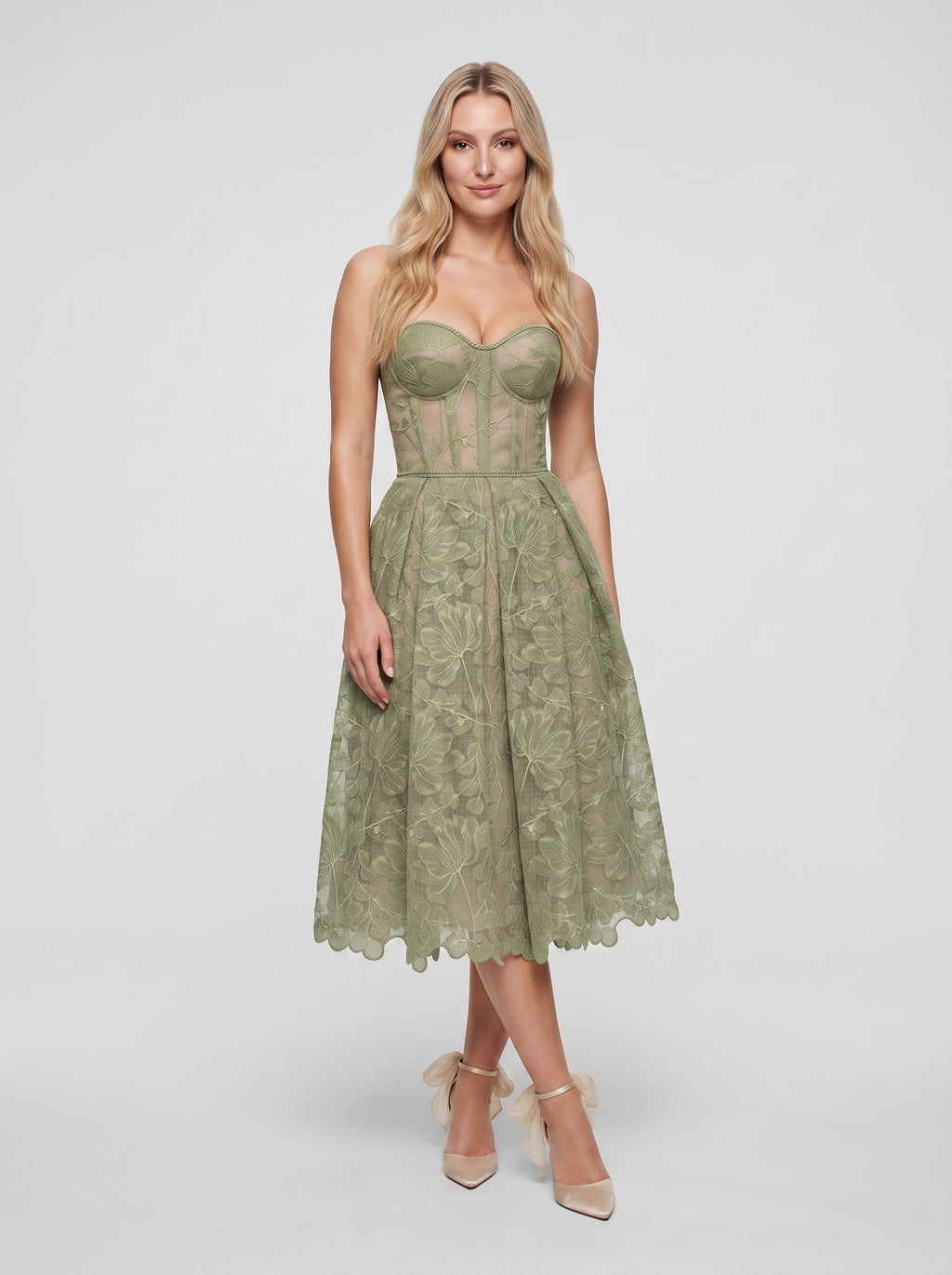 Sage Green Tulle A-Line Sweetheart Lace-up Short Dress with Lace Appliqués