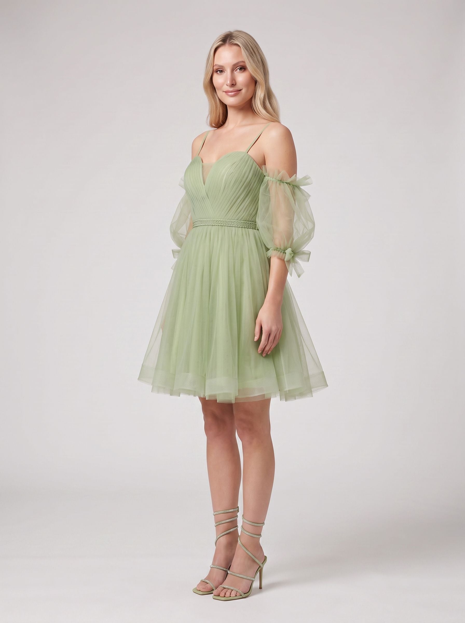 Green Tulle A-Line Sweetheart Back Zip Short Dress with Puffy Sleeves
