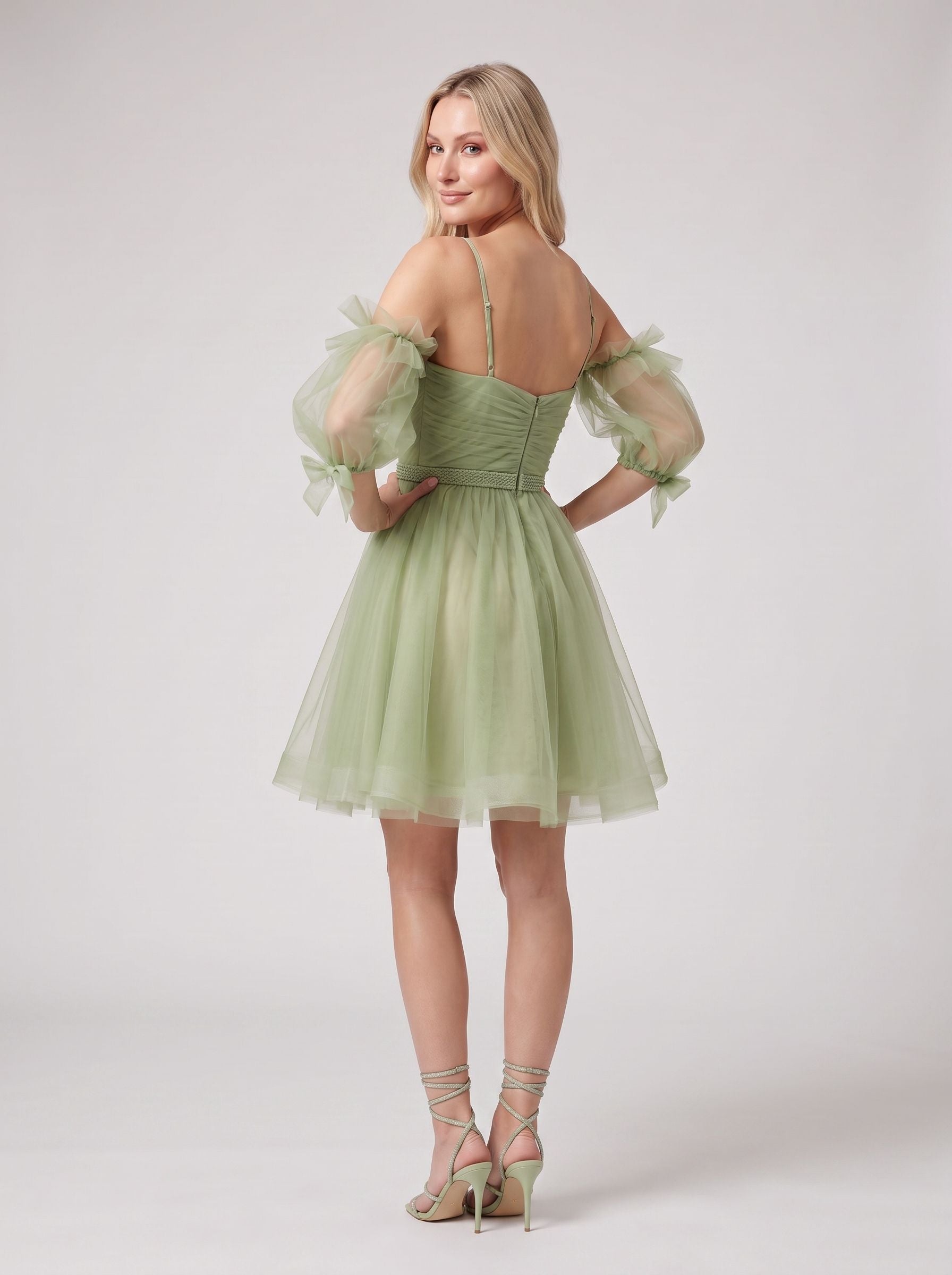 Green Tulle A-Line Sweetheart Back Zip Short Dress with Puffy Sleeves