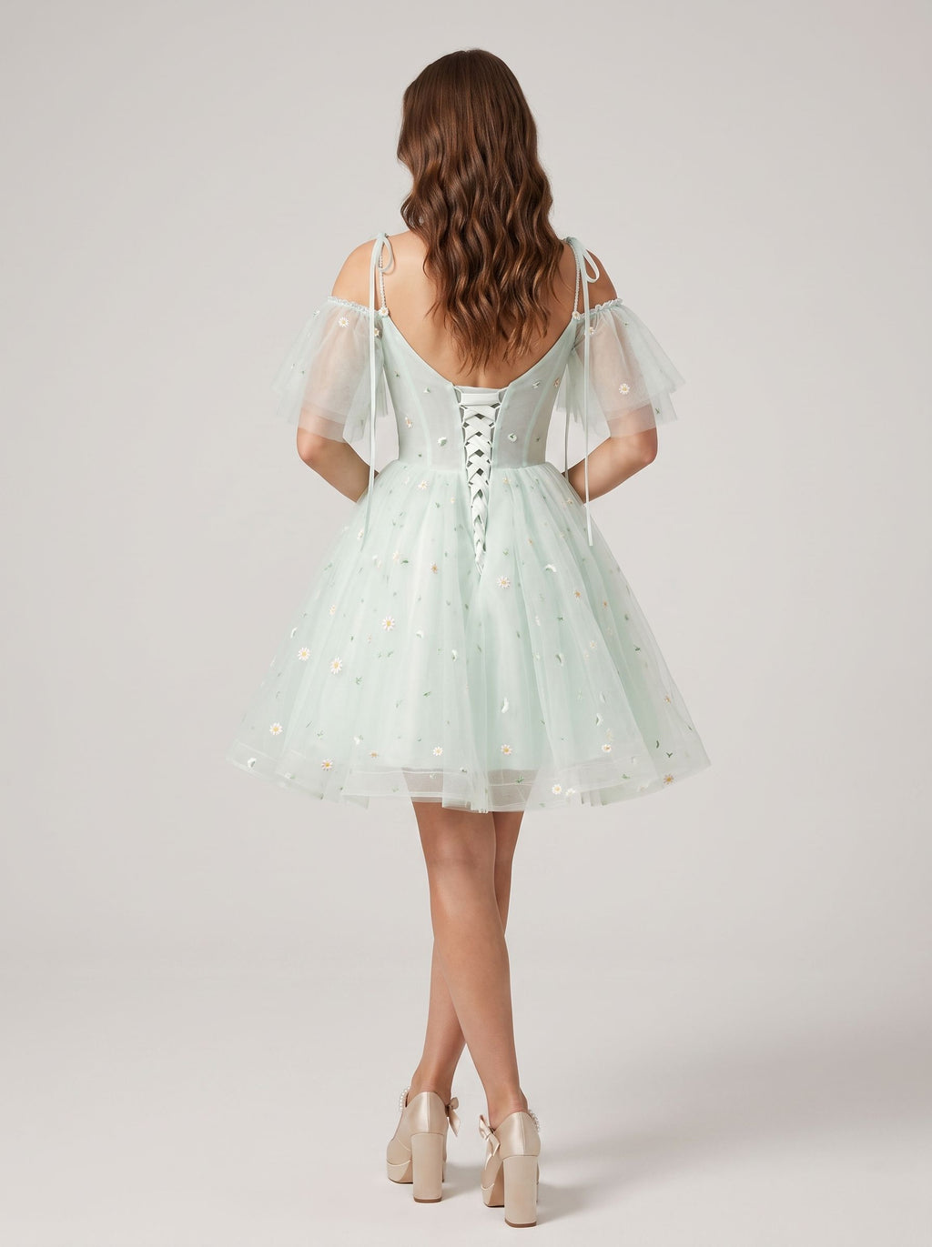 Green Tulle A-Line Sweetheart Lace-up Short Dress with Daisy Appliques