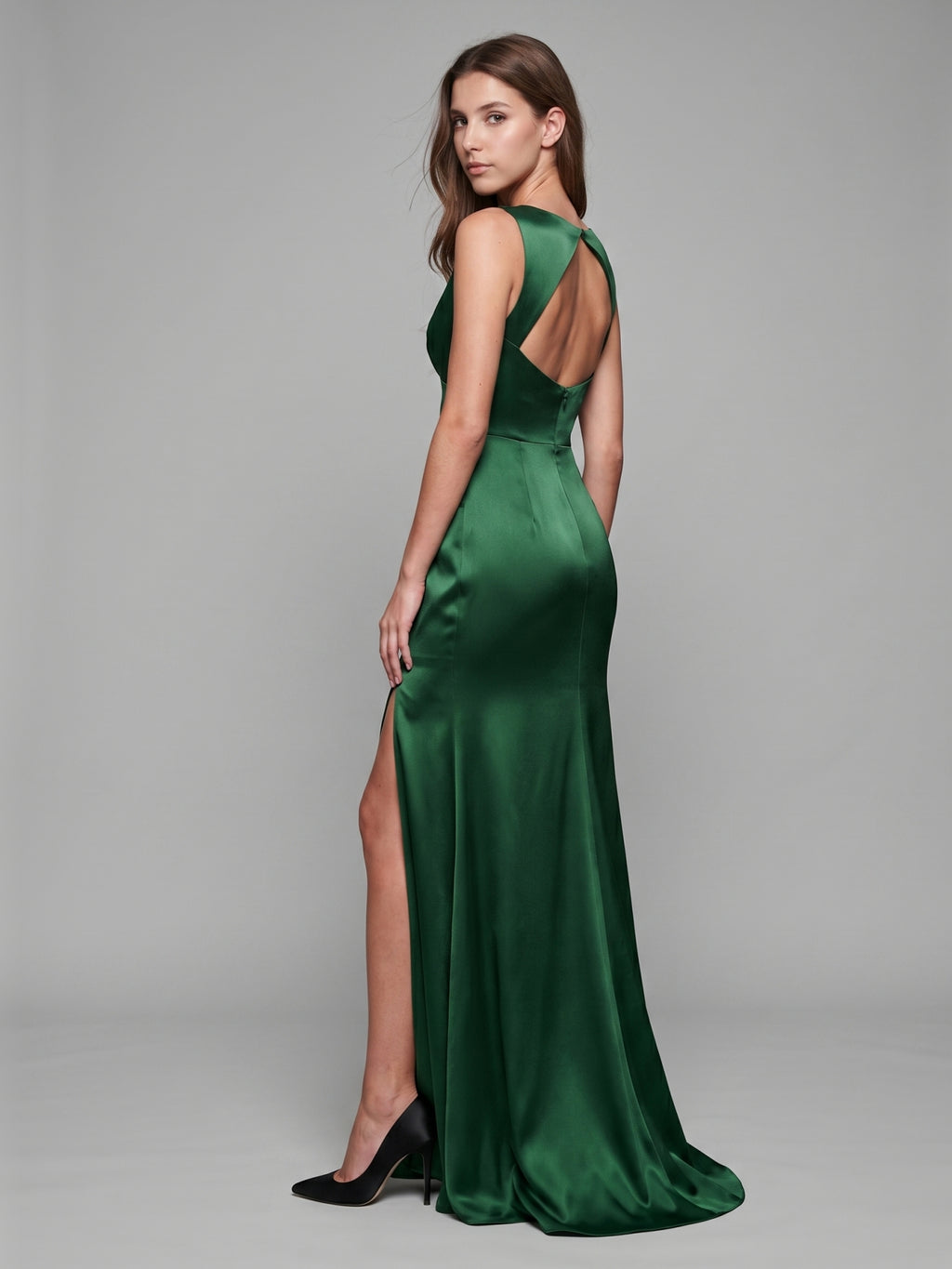 Emerald Satin Trumpet V-Neck Keyhole Back Floor-Length Bridesmaid Dress