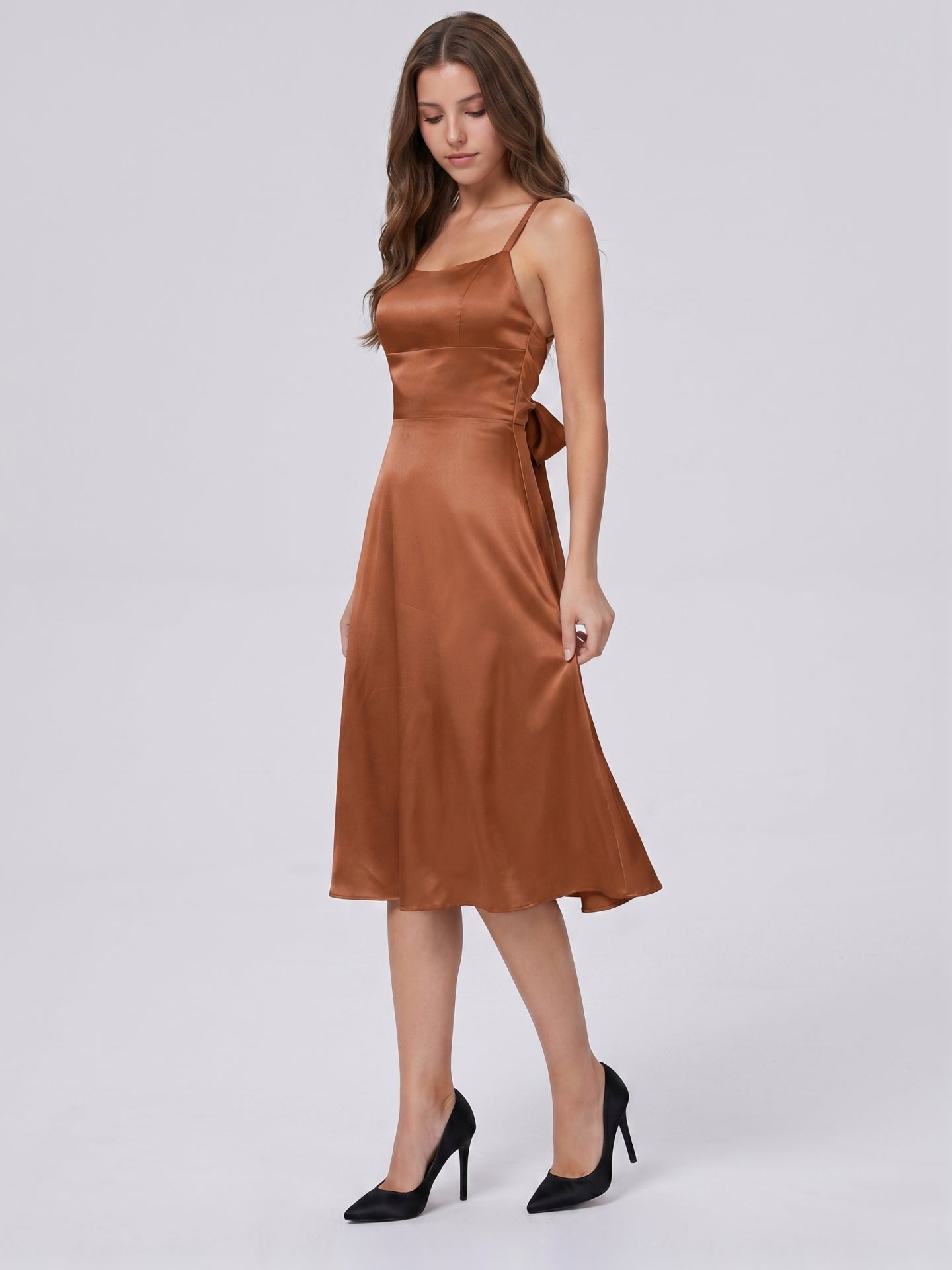 Terracotta Satin A-Line Scoop Neck Criss-Cross Back Knee-Length Bridesmaid Dress with Bow
