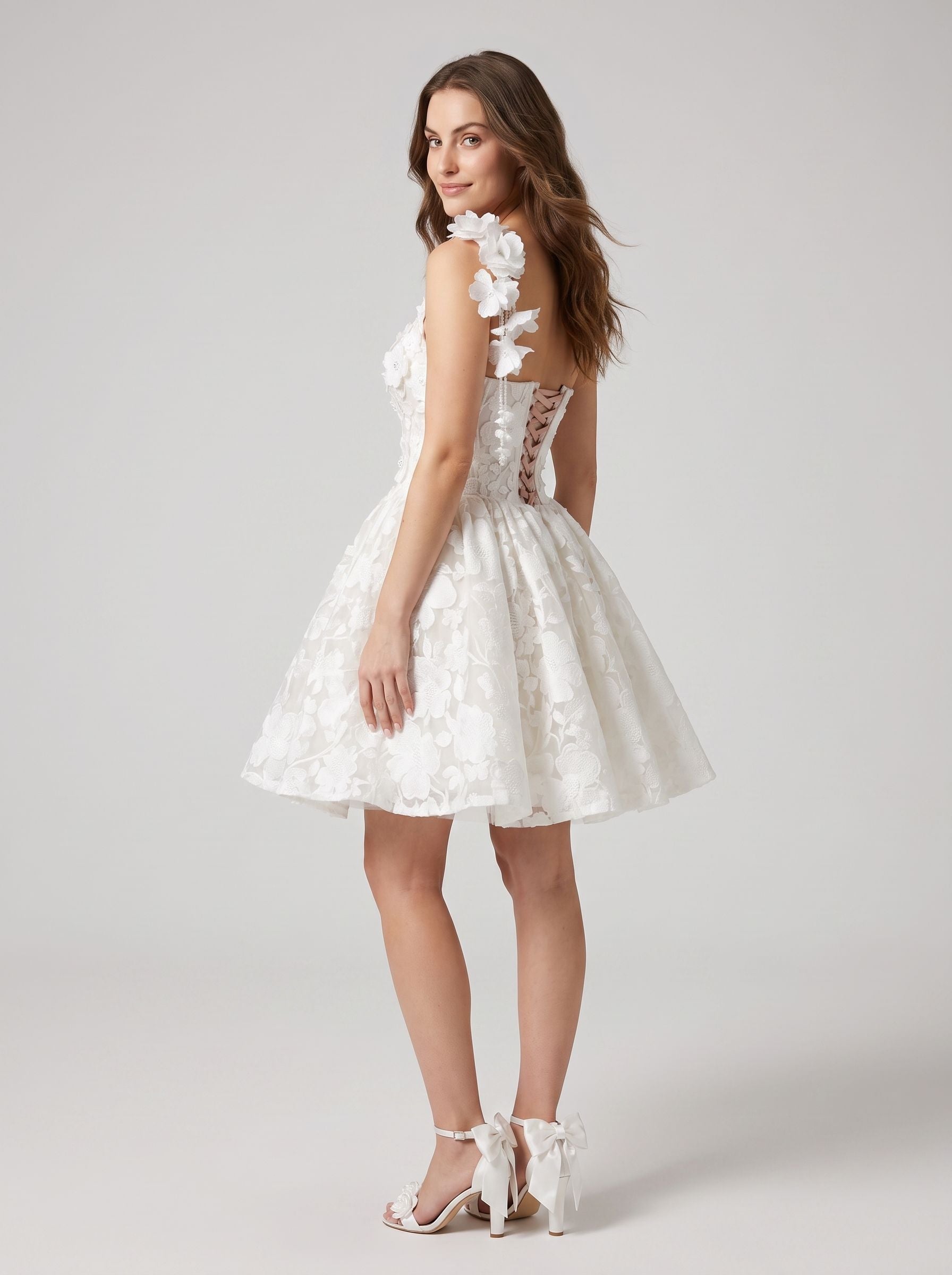 White Tulle A-Line Sweetheart Criss-Cross Straps Short Dress with 3D Flowers